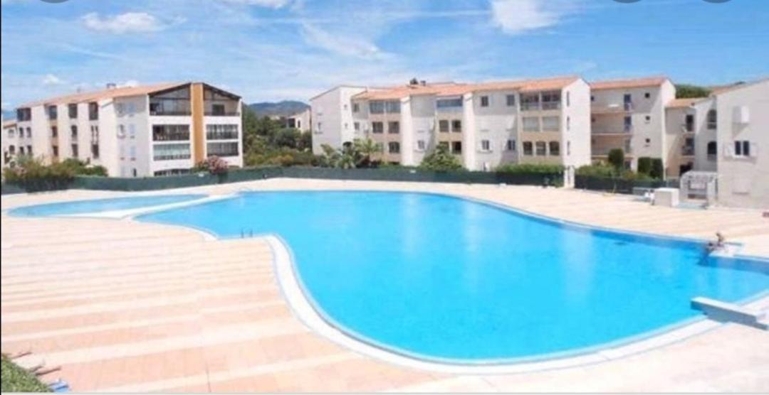 Appartement Au Lagon Bleu A Frejus, Garage, Tennis & Piscine 1200 M2 Zewnętrze zdjęcie