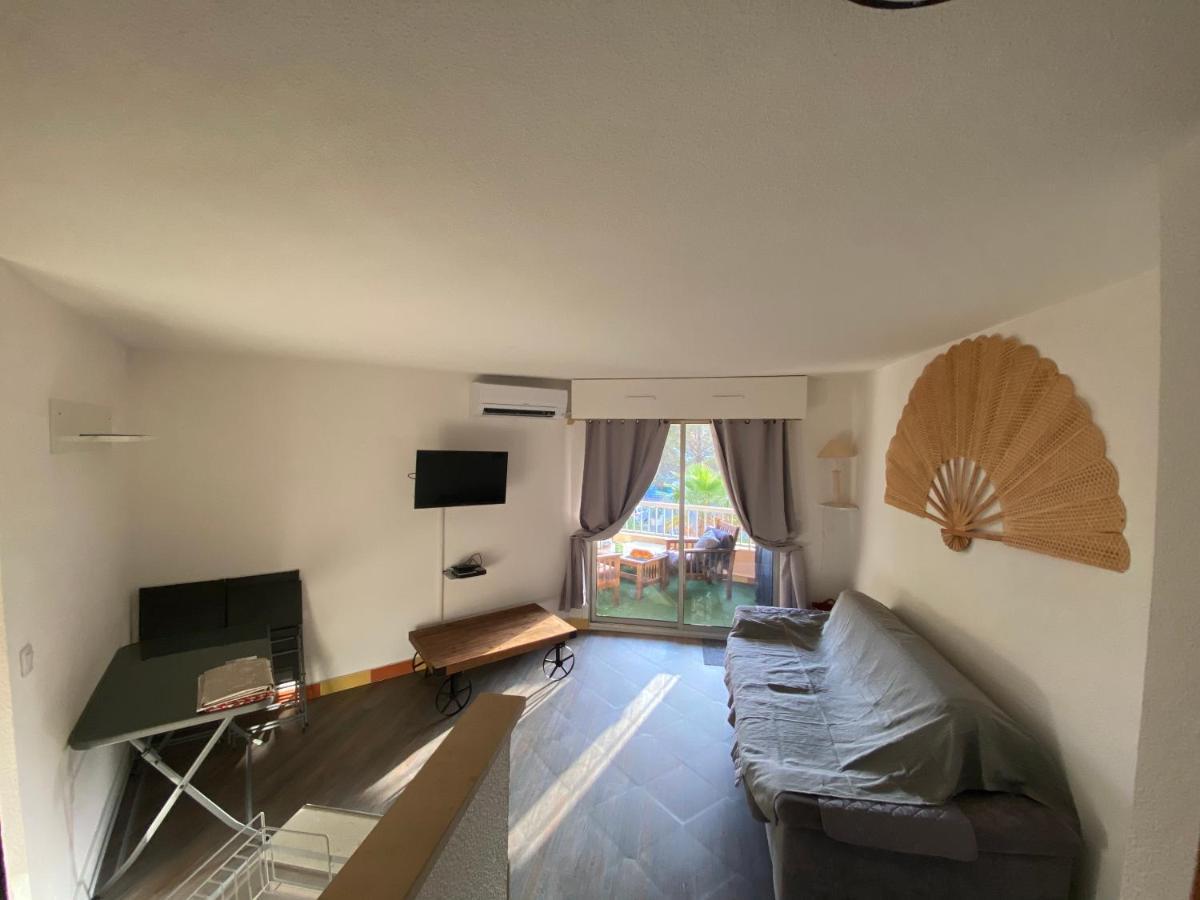 Appartement Au Lagon Bleu A Frejus, Garage, Tennis & Piscine 1200 M2 Zewnętrze zdjęcie
