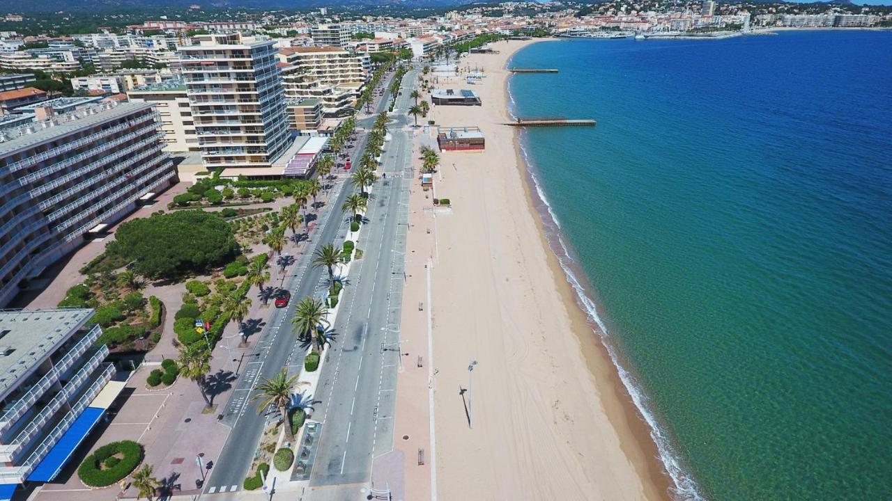 Appartement Au Lagon Bleu A Frejus, Garage, Tennis & Piscine 1200 M2 Zewnętrze zdjęcie